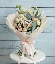 Букет цветов из:  Розы и Лизиантусы в Рудне Смоленской области