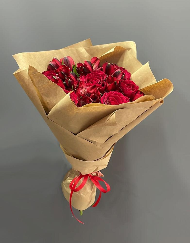 Букет цветов из: Альстромерии и Розы в Рудне Смоленской области