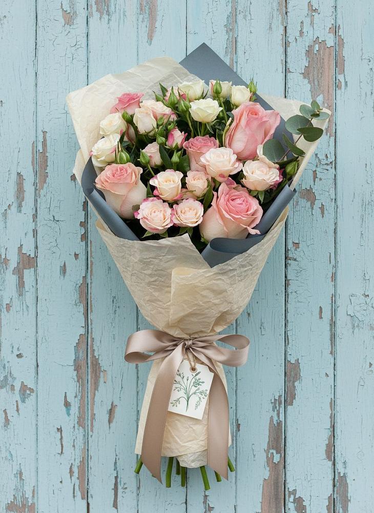 Букет цветов из: Розы в Рудне Смоленской области