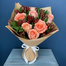 Букет цветов из:  Розы и Альстромерии в Рудне Смоленской области