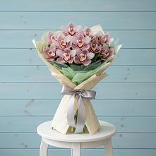 Букет цветов из:  Орхидеи и Розы в Рудне Смоленской области