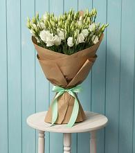 Букет цветов из:  Лизиантусы в Рудне Смоленской области