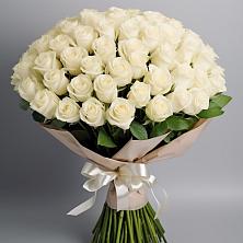 Букет 101 беля роза Белоснежка в Рудне Смоленской области