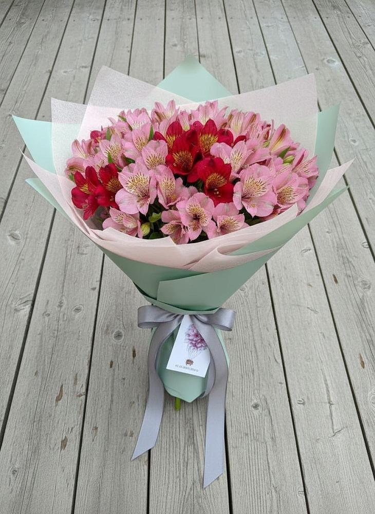 Букет цветов из: Альстромерии в Рудне Смоленской области