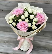 Букет цветов из:  Розы в Рудне Смоленской области