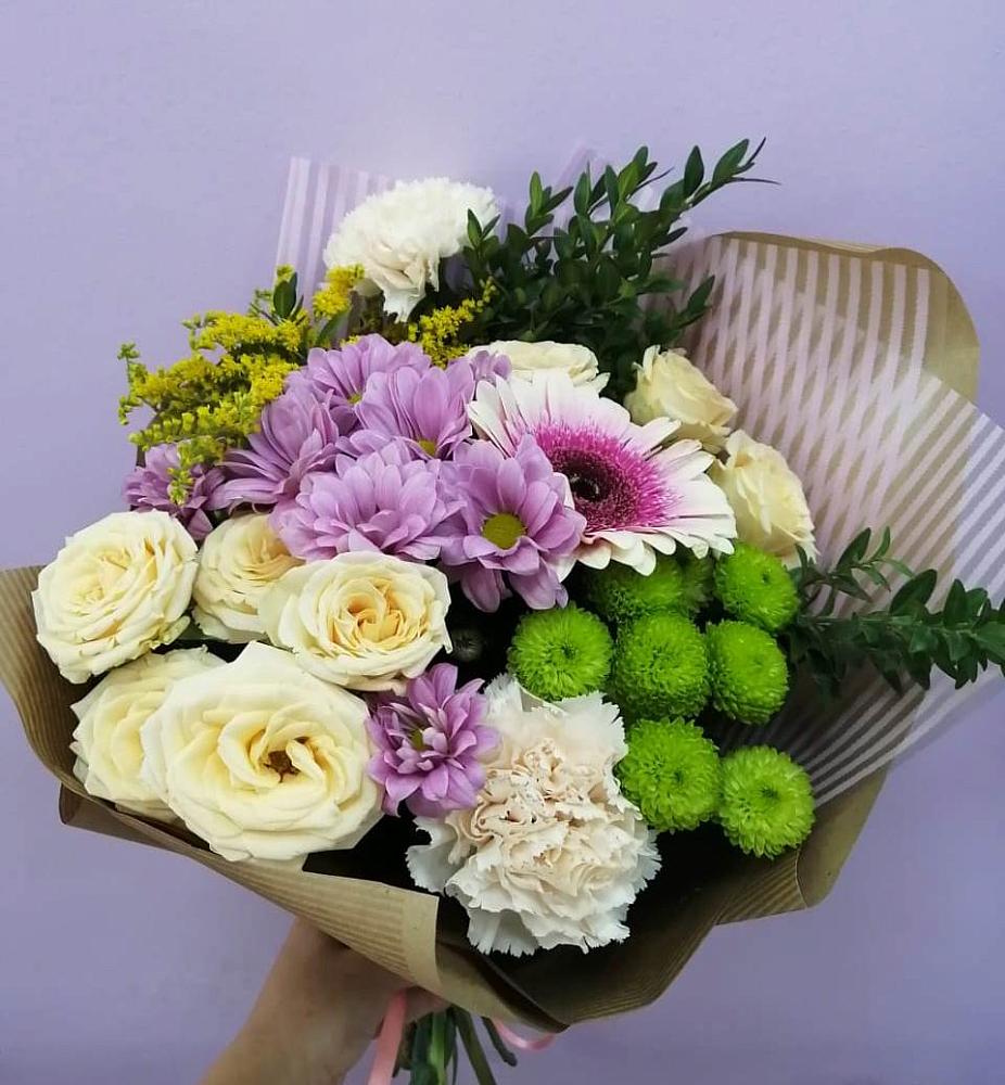 Букет цветов из: Хризантемы, Розы, Гвоздики и Герберы в Рудне Смоленской области